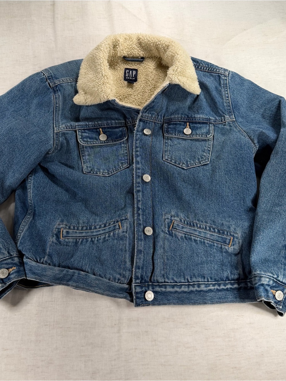 Gap Denim Sherpa Lined Blue Women’s Jacket Button Accents Pockets Size M